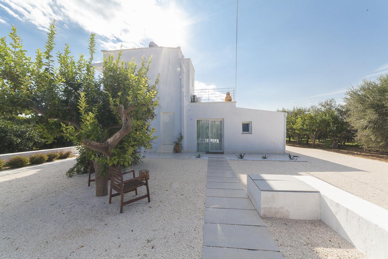 Le Stanze Di Meli Bed & Breakfast Palagianello Exterior photo